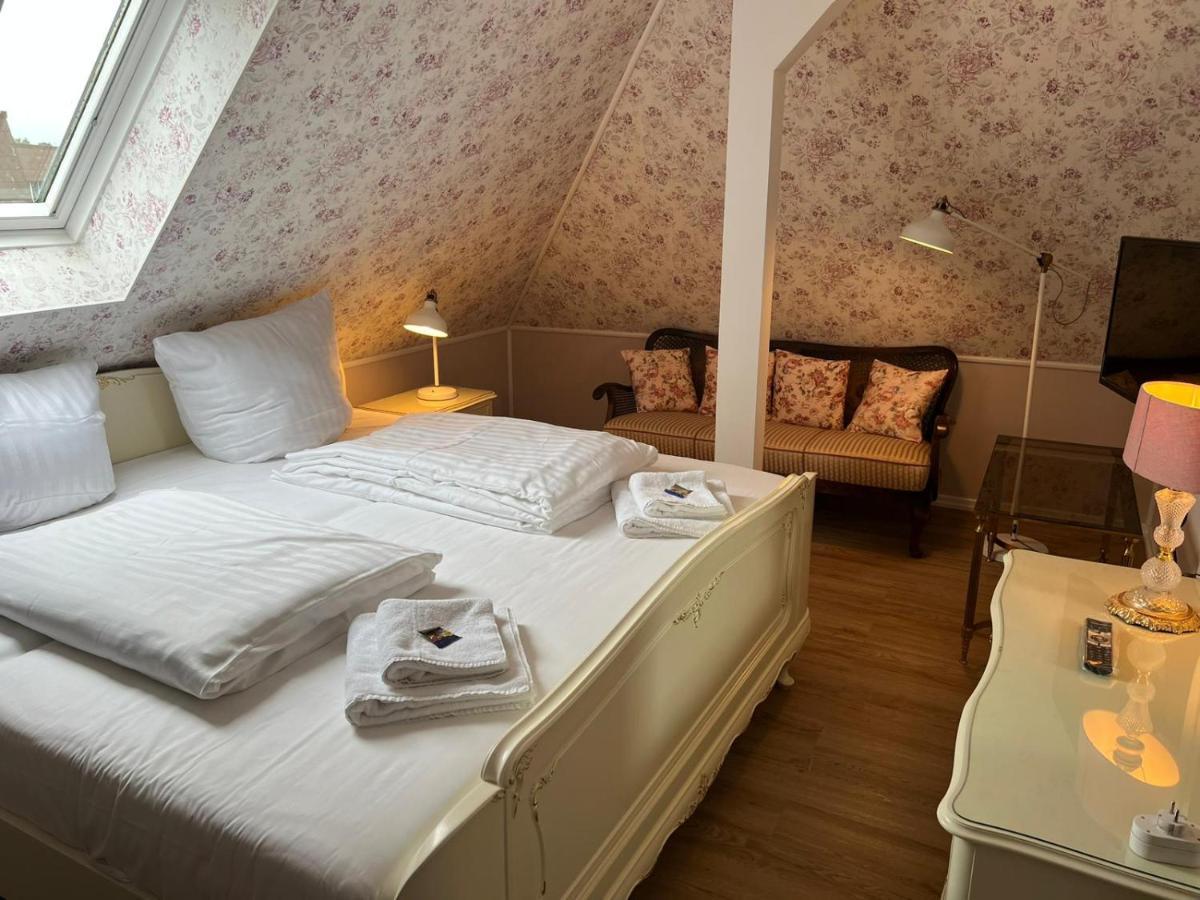 Studio-Apartment 29 Beim Saseler Markt Frisch Renoviert Хамбург Екстериор снимка